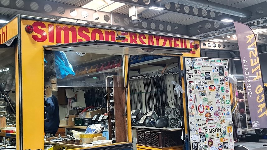 Jede Menge Oldtimer gab es am Wochenende in Erfurt zu sehen.