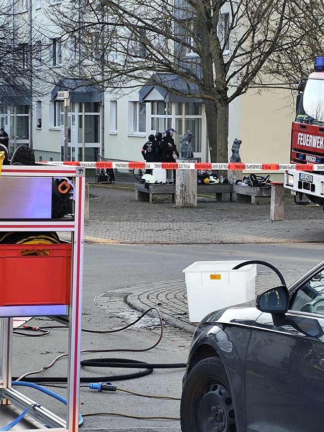 Die Feuerwehr leistete beim Polizeieinsatz in Leinefelde Unterst&uuml;tzung