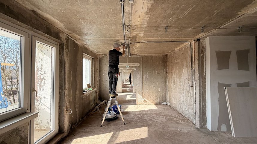 Der "Blumenblock" in Leinefelde nimmt Gestalt an