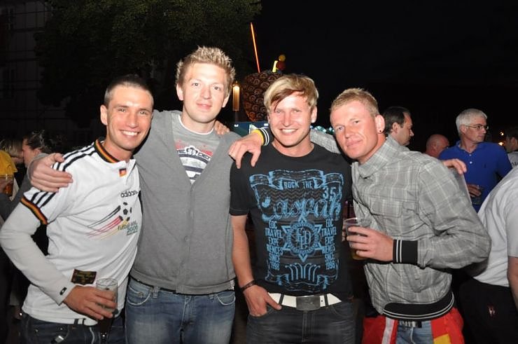 Public Viewing auf den Petersberg