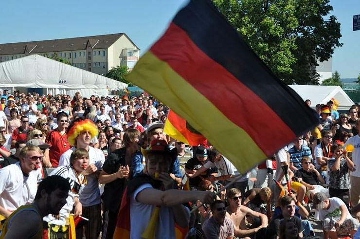 Public Viewing auf den Petersberg