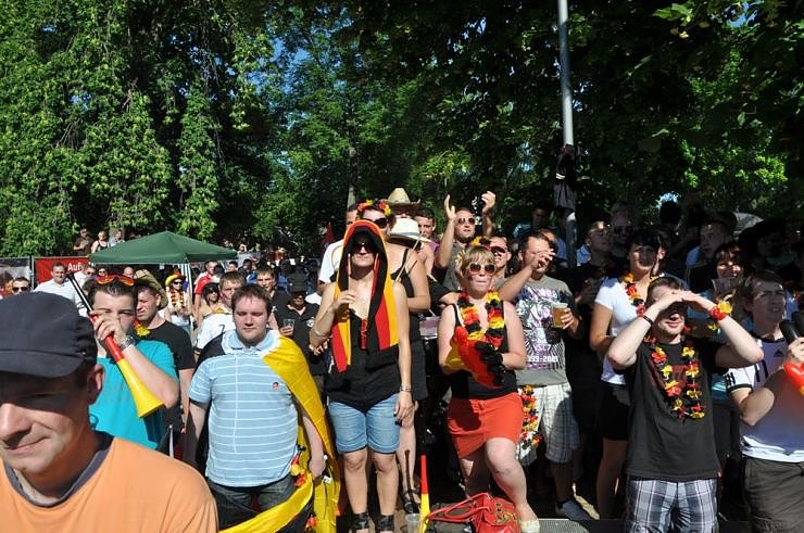 Public Viewing auf den Petersberg