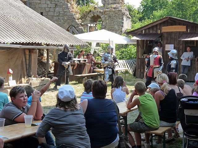 Mittelalterfest auf dem Strau&szlig;berg