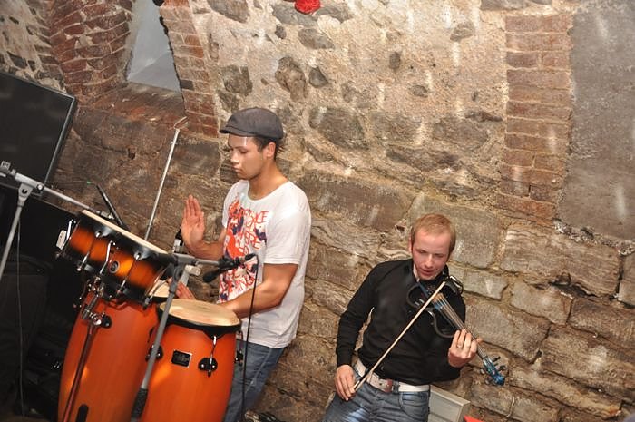  i Love House im Grease 